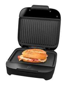 Sandwichera Oster compacta con platos hondos CKSTSM400