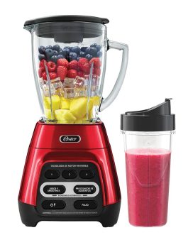 Licuadora Oster roja con tecnología reversible BLSTPYG1310RBG